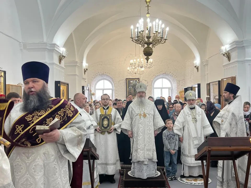 Первая за почти сто лет Божественная литургия. Её возглавил митрополит Филарет